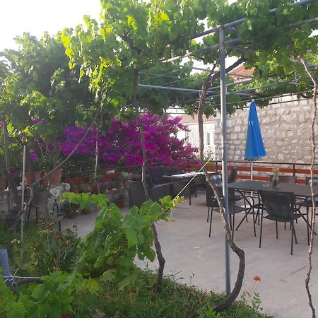 Old Town Rooms ราบ ภายนอก รูปภาพ